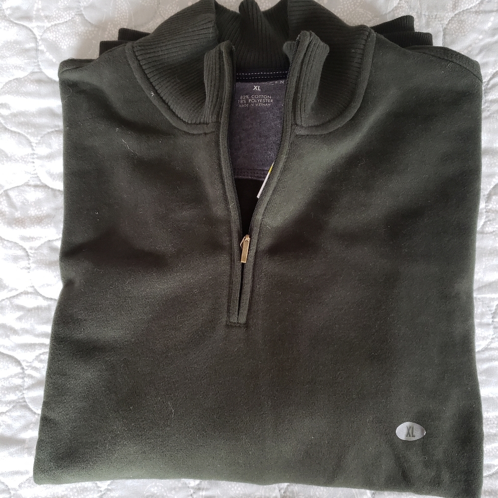 Men's Van Heusen Pullover Sweater Size XL Dark Gren